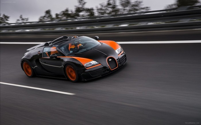Bugatti-Veyron-16-4-Grand-Sport-Vitesse-sets-world-speed-record-2013-widescreen-02