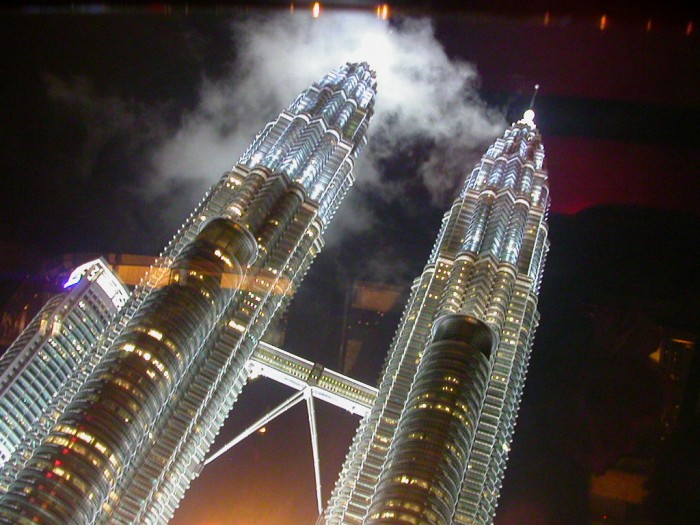Petronas_Twin_Towers_7