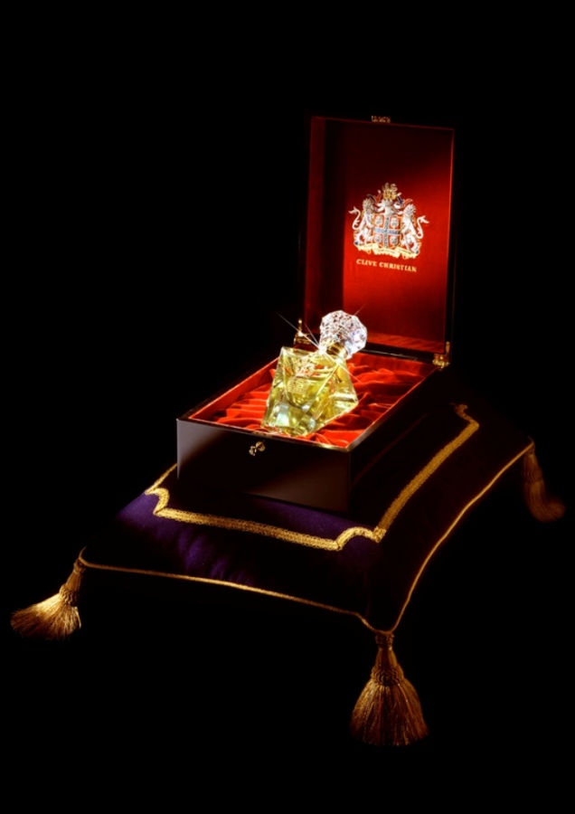 clive-christian-no-1-perfume-imperial-majesty-edition-in-box
