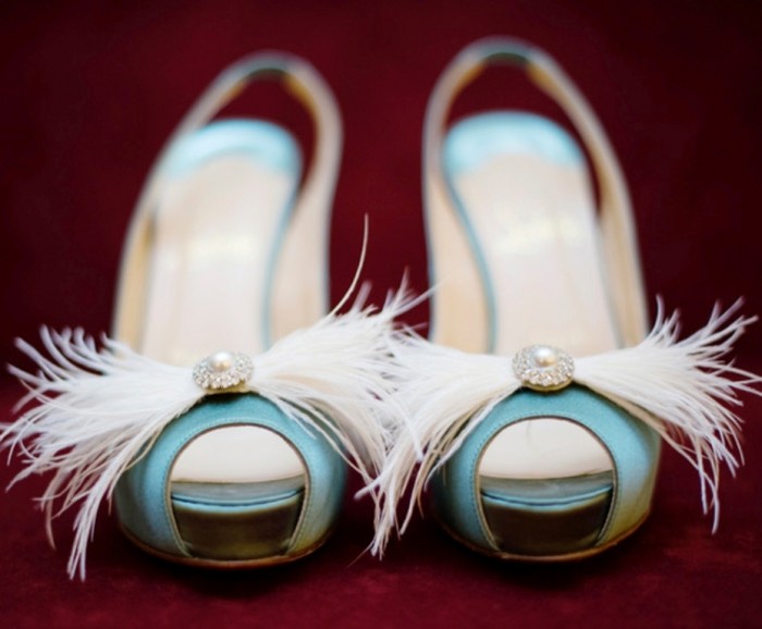 2-feather_fabulous_wedding_bridal_shoes