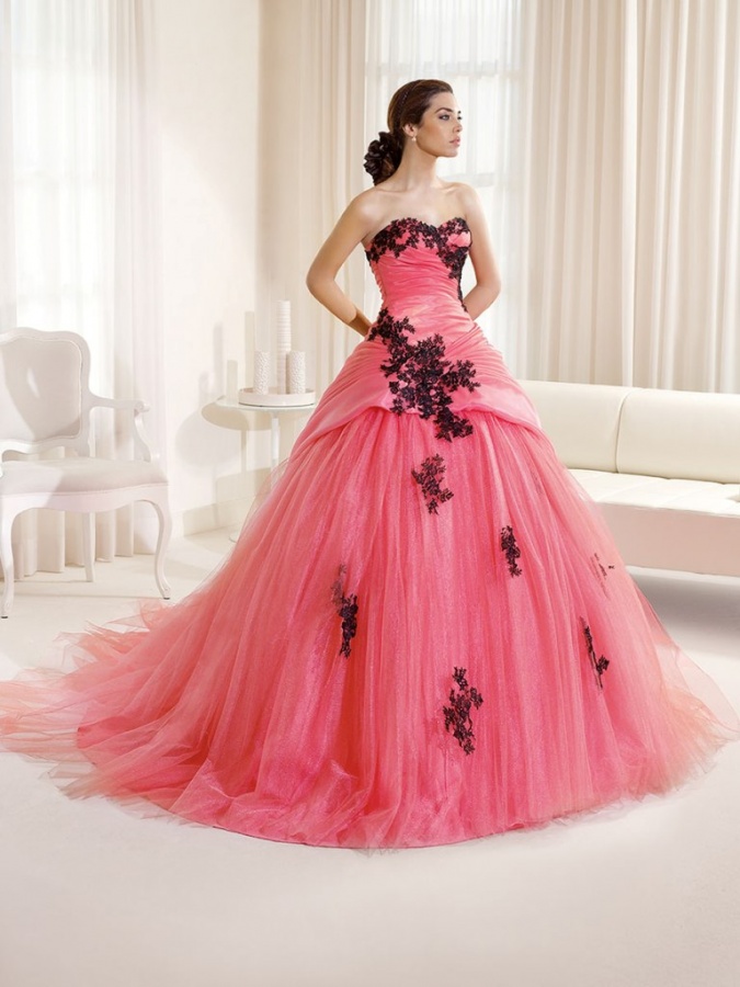 Top 10 Red Wedding Dresses | TopTeny.com