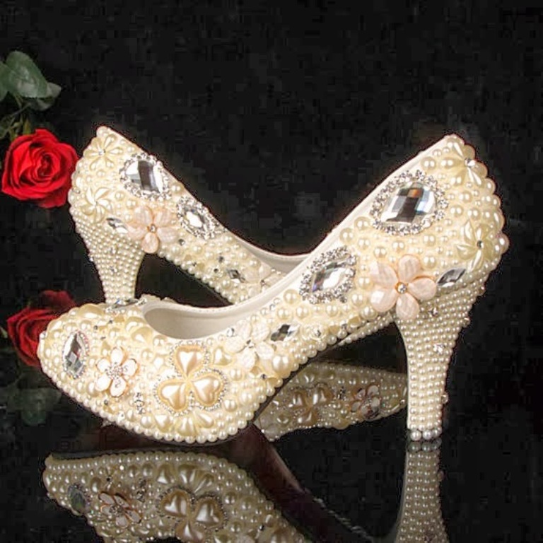 Latest-Bridal-High-Heels-From-The-Collection-Of-Fall-Winter-2014-3