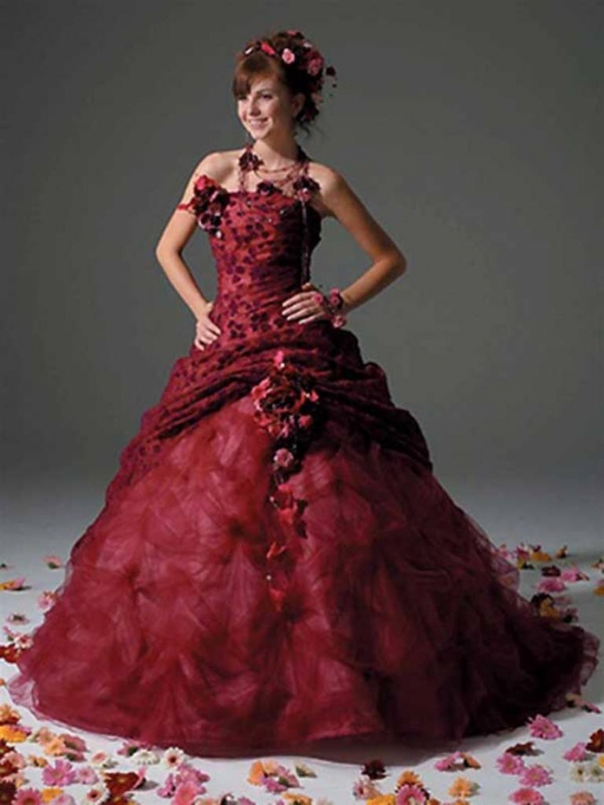 Special-Tulle-Petals-Red-Spring-Or-Summer-Wedding-Dresses