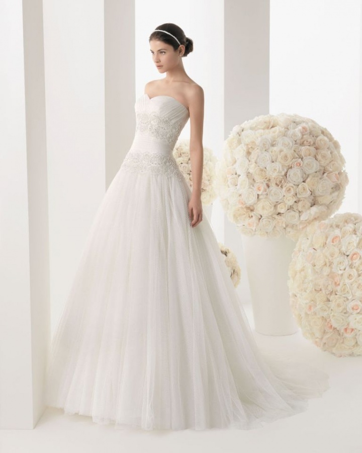 Wedding-Dresses-2014-RCW0007