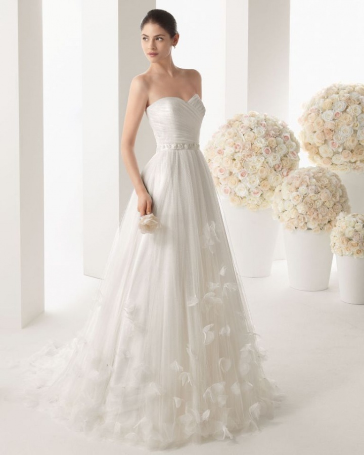 Wedding-Dresses-2014-RCW0036