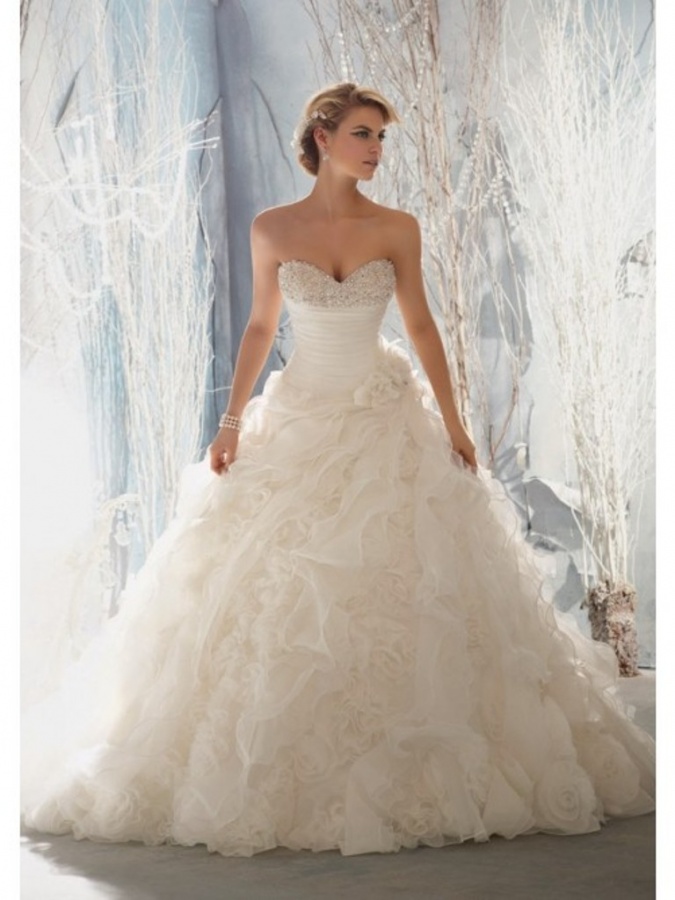 a-lineprincess_sweetheart_ruffles_organza_wedding_dress