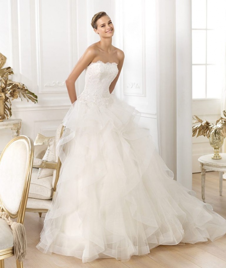pronovias-wedding-dresses-2014-dreams-collection-2-01222014