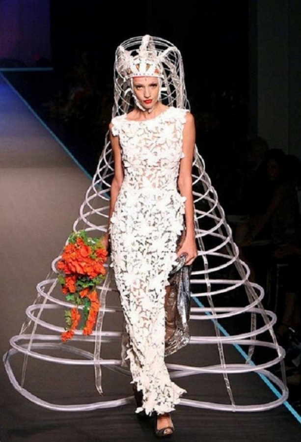 weird-wedding-dress-design2
