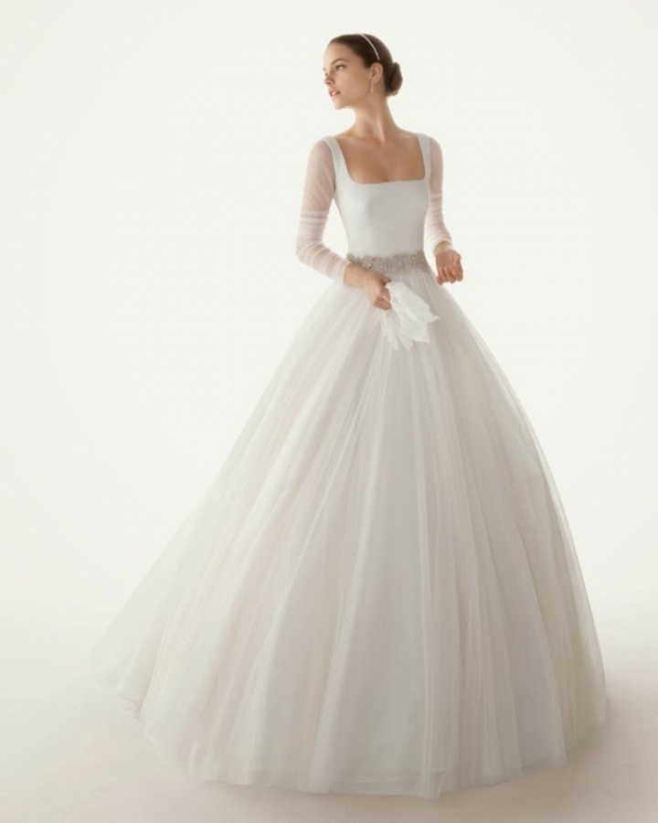 winter-wedding-dress-long-sleeves-rosa-clara-2012-belinda-135