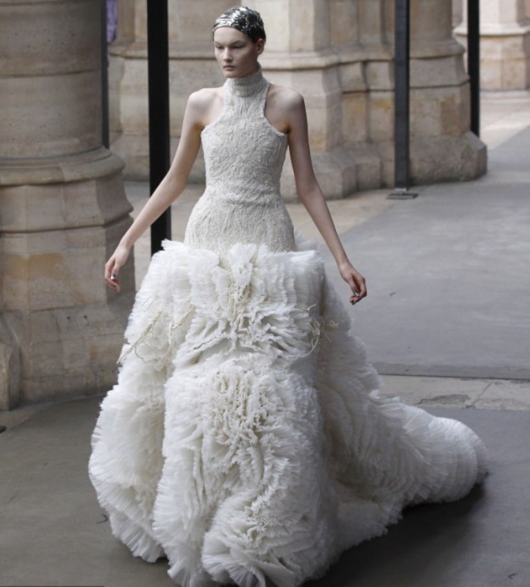 Top 10 Wedding Dress Designers Topteny Com
