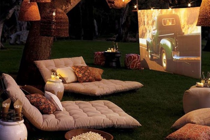 Turn your backyard into a cinema