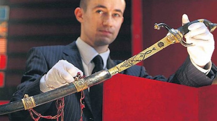 Gold encrusted sword used by Napoleon Bonaparte