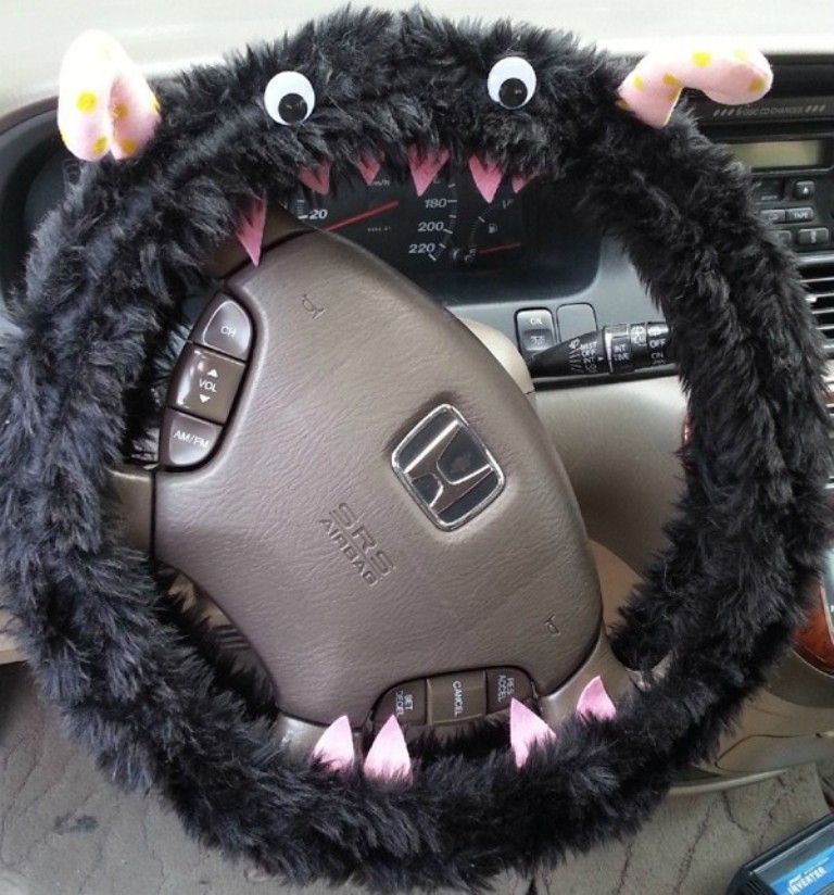 Cute-Cartoon-Fuzzy-Monster-Steering-Wheel-Cover-Wrap-font-b-Warm-b-font-Your-Hands-Great