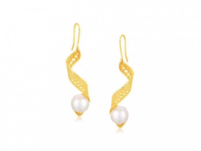 cultured-pearl-relaxed-spiral-crochet-earrings-in-yellow-gold-stainless-steel-mens-wedding-bands-pros-and-cons