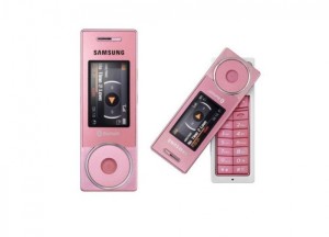 Розовые слайдеры. Самсунг слайдер x830. Sony Ericsson 830. Сони Эриксон розовый кнопочный. Sony Ericsson RAZR v3.