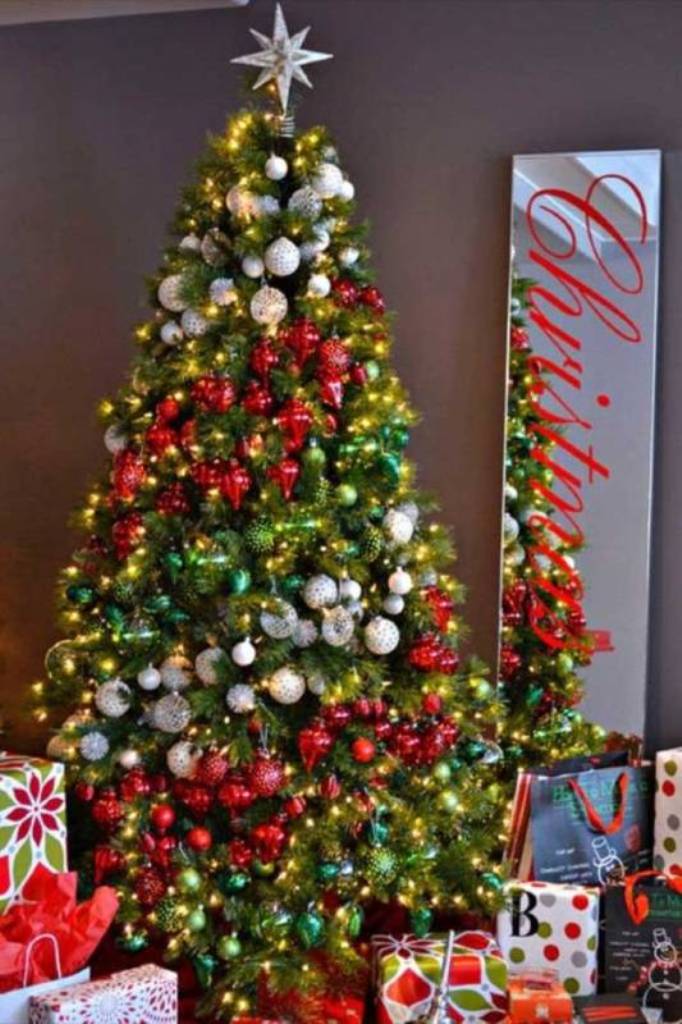 christmas-tree-2014-decorating-trends-tdjtakia