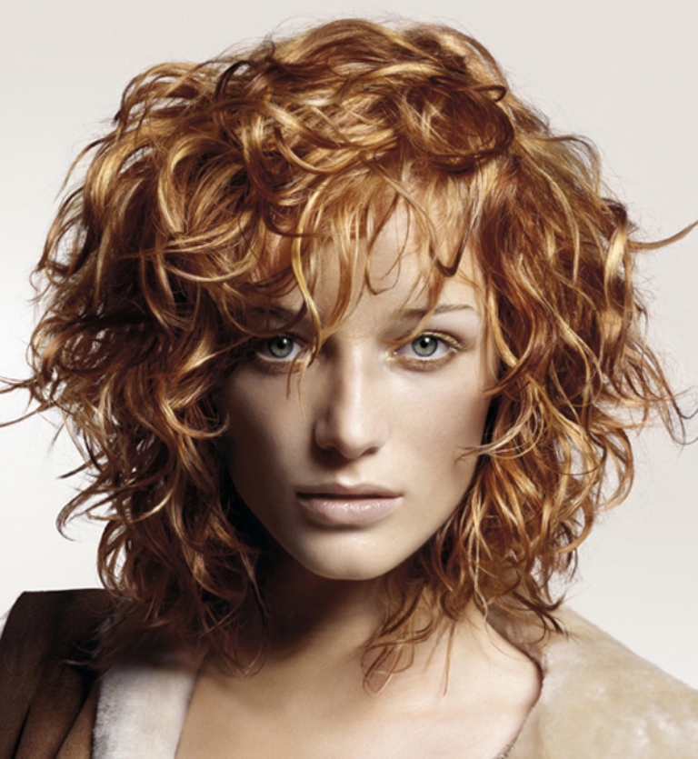 Top-Trendy-Curly-Hairstyles-for-Women-2014-2015-9