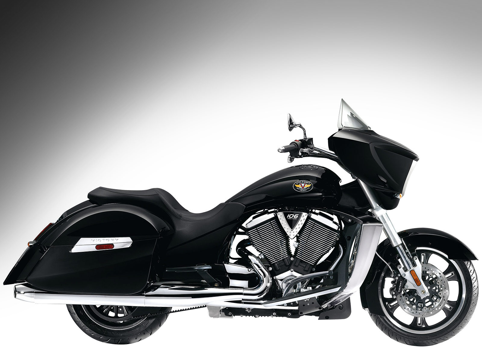 5 victory-motorcycles-2010-2