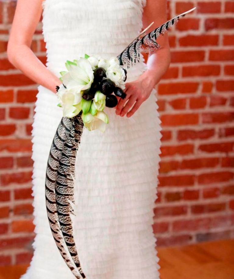 black-white-feather-wedding-bouquet