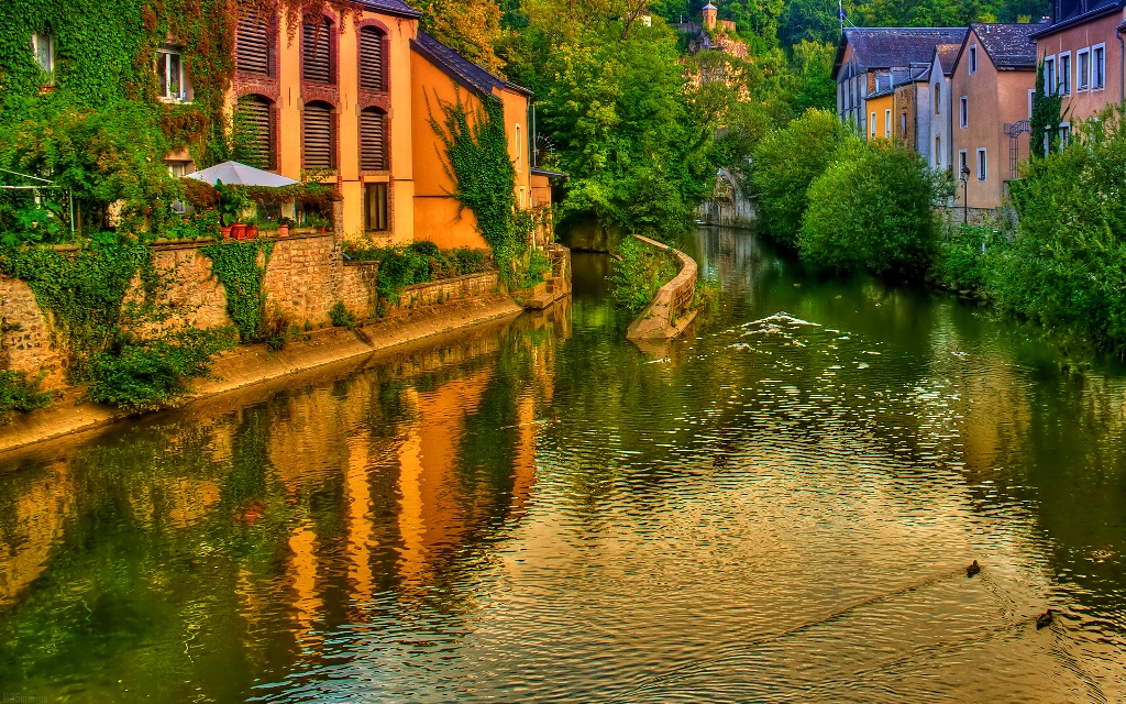 luxembourg-wallpaper-