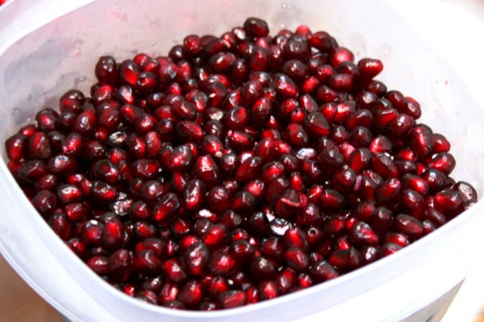 Pomegranate fights osteoporosis and breast cancer
