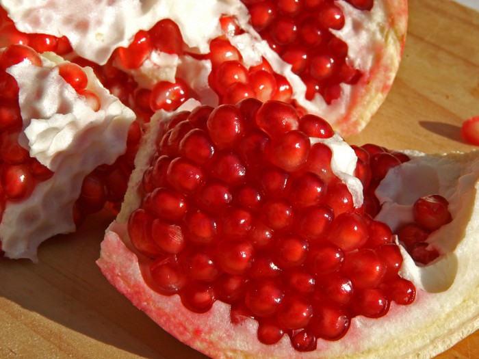 Pomegranate peel fights germs