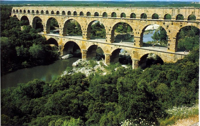 Pont-Du-Gard