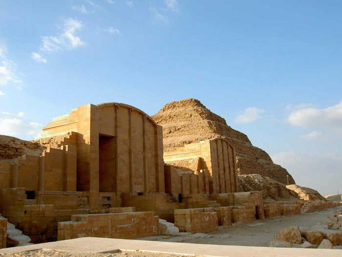 Visit-Giza-Pyramids--Memphis---Sakkara-Tour-in-Cairo