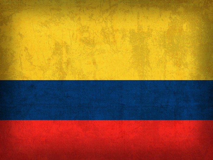 colombia-flag-vintage-distressed-finish-design-turnpike