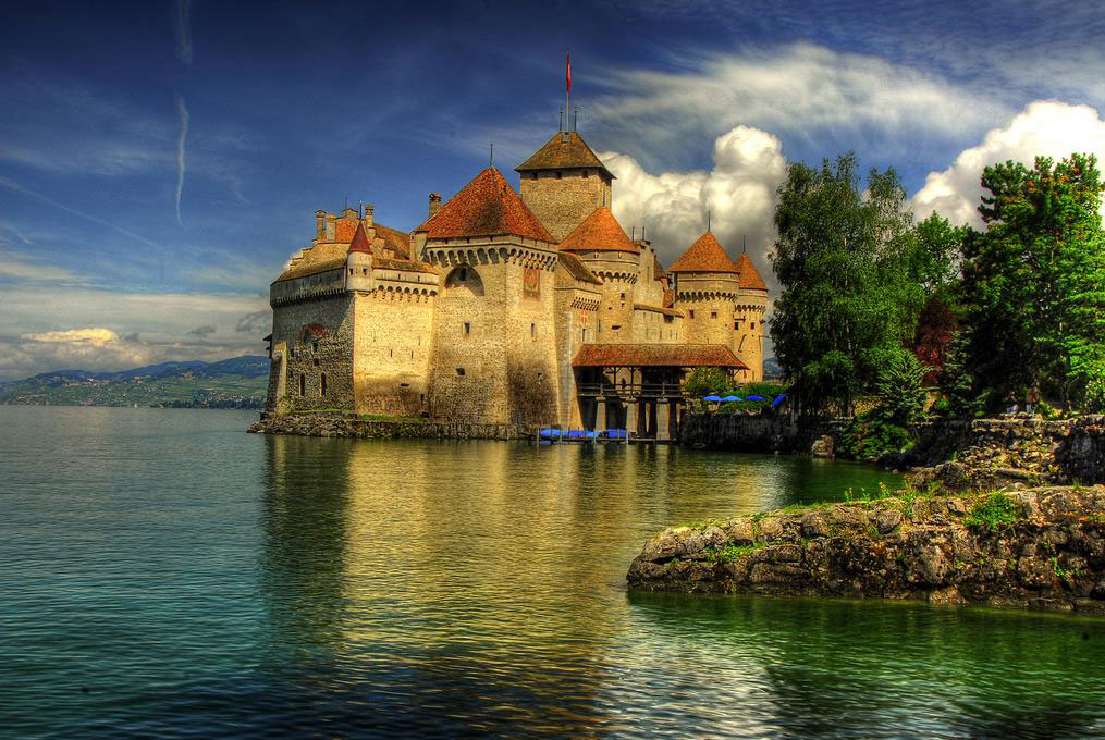 Castle-of-Chillon,-Montreux,-Switzerland