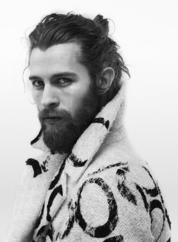 beard with man bun and top knot (4)