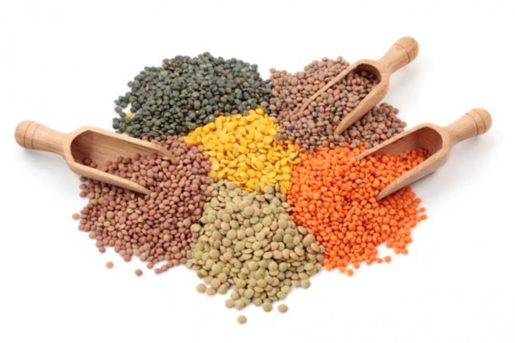 eating lentils