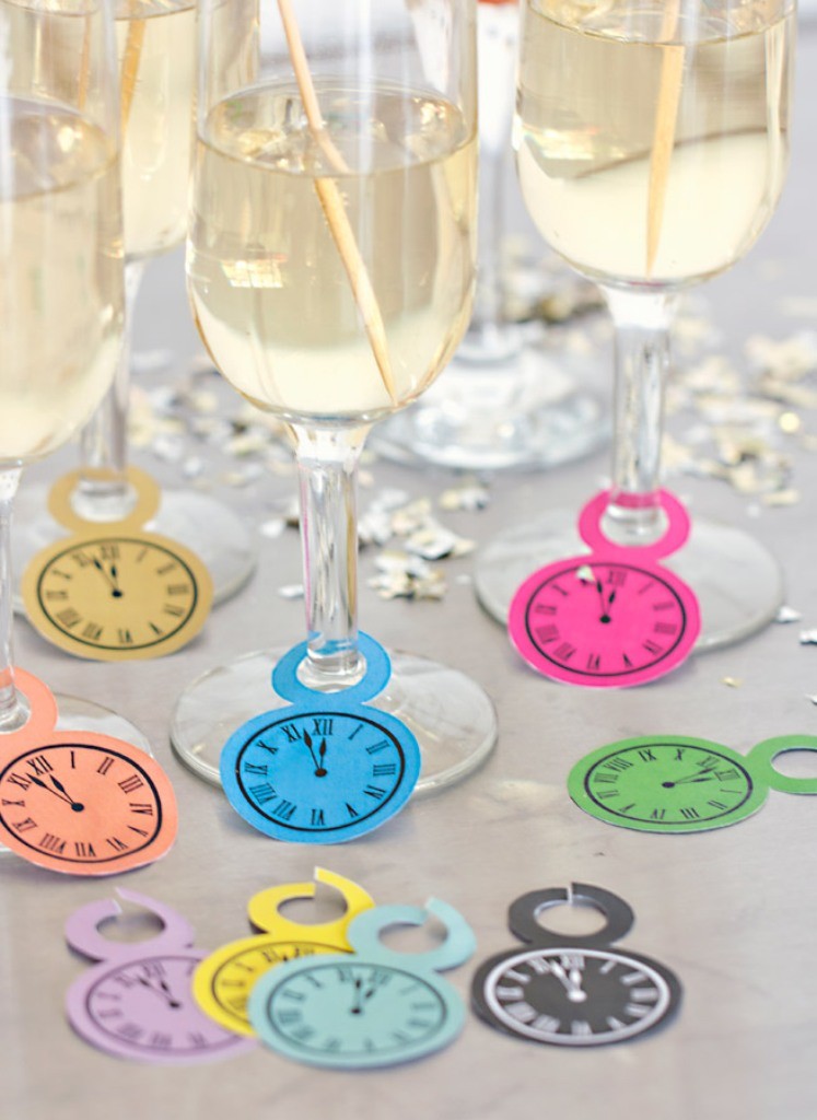 new years eve party wine glasses
