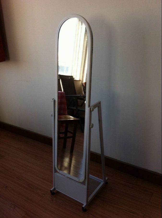 Ironing board mirror2