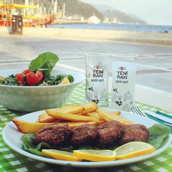 Rakı İçmeyi Sevenler Derneği2
