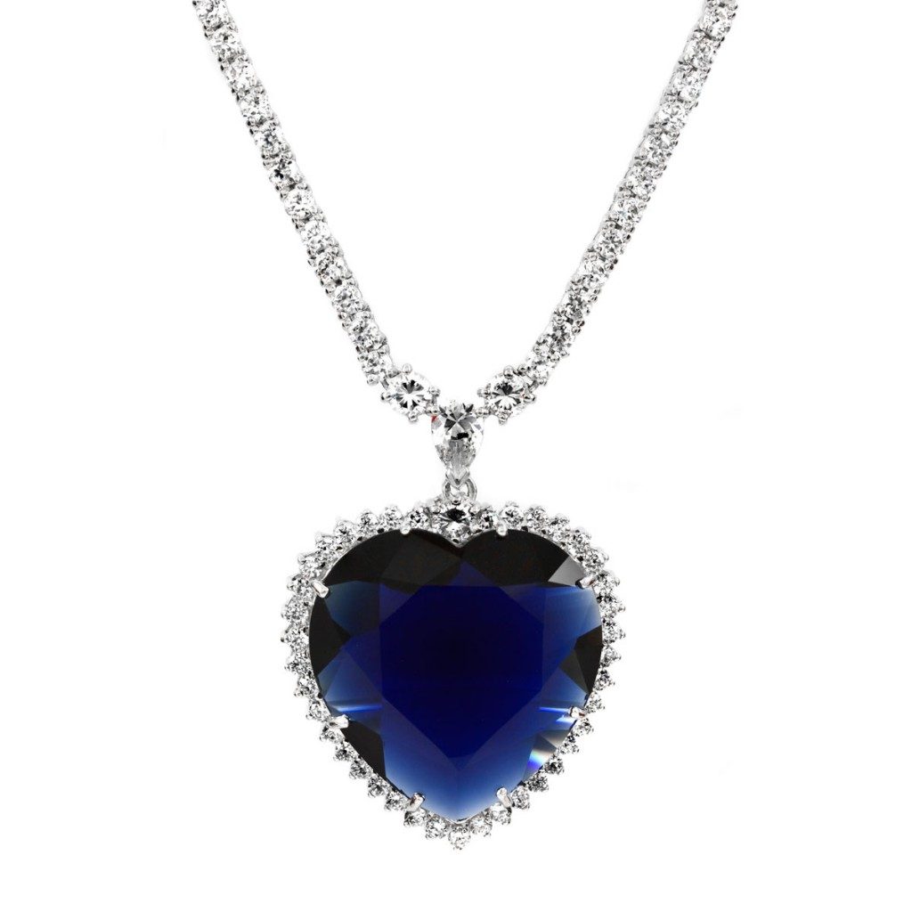heart-of-the-ocean-diamond-necklace2