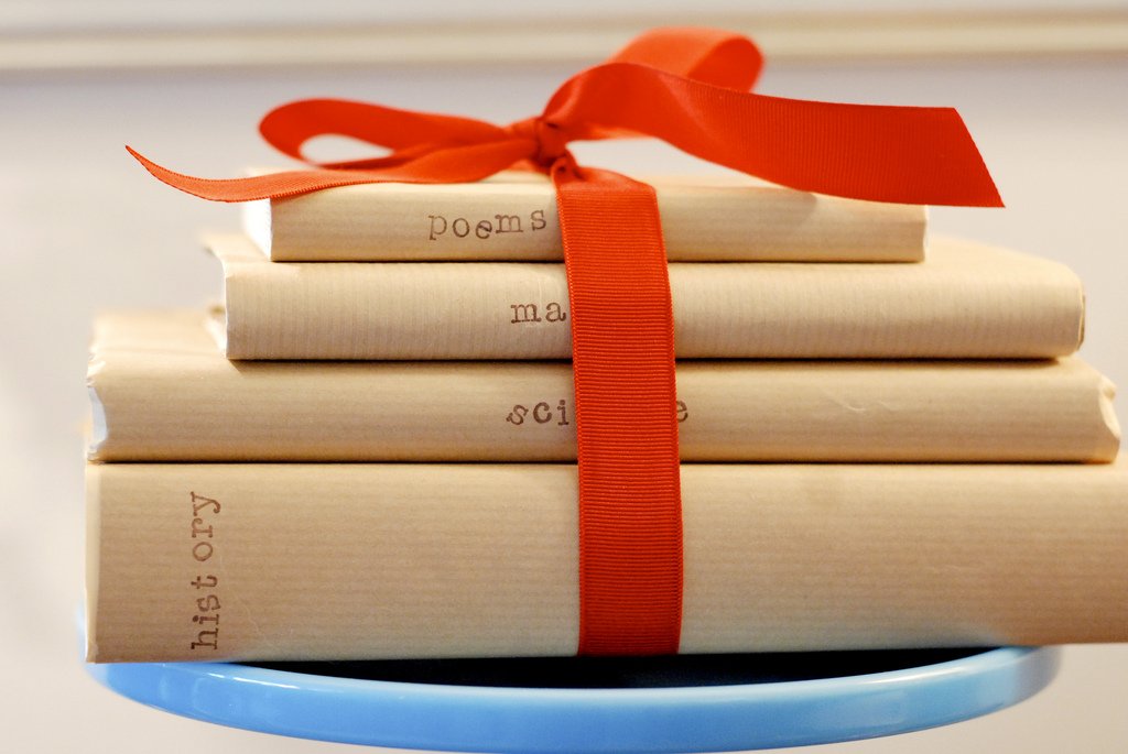 book-themed-gifts-kids