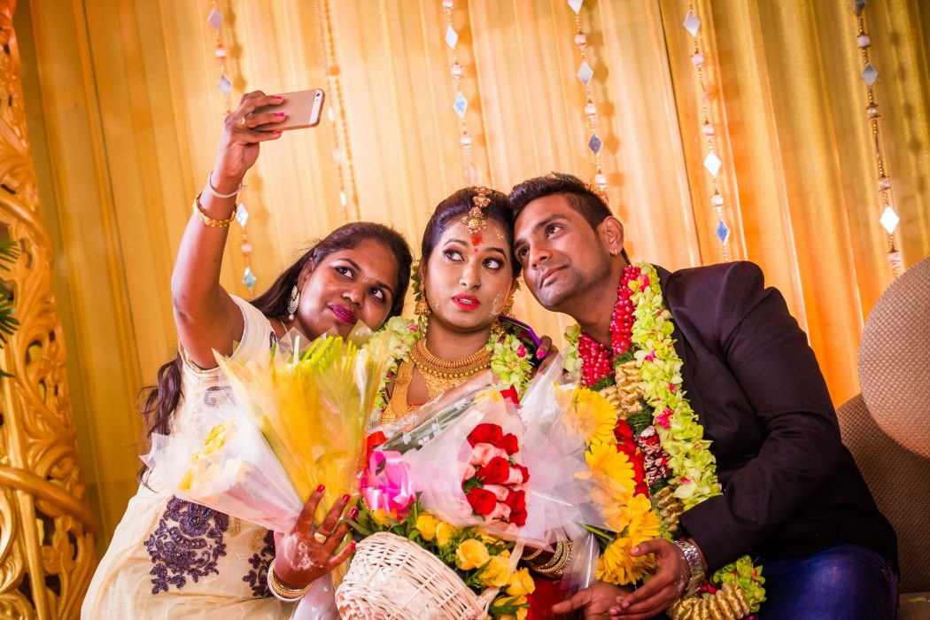 candid-wedding-photography-mutharasu-st1