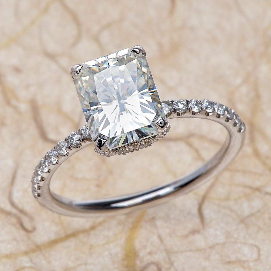  Top  10 Best Engagement Ring  Brands