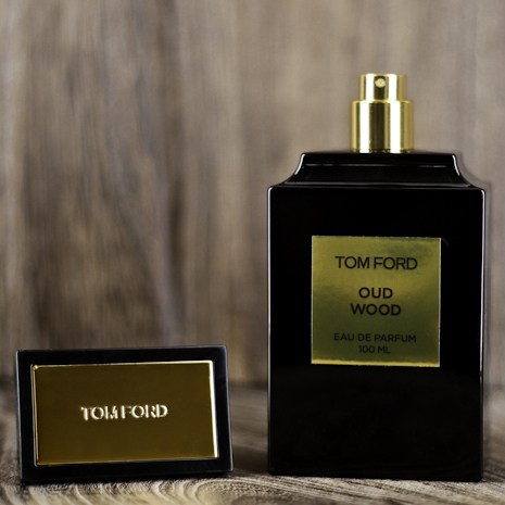 Top 10 Best Old Men's Fragrances That Still Working Today | TopTeny.com