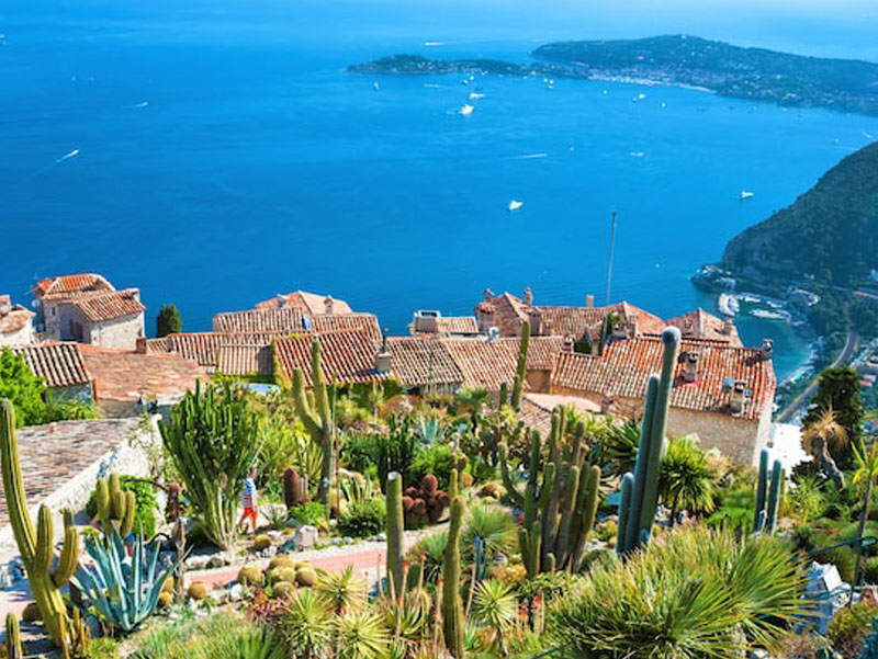 Coastal Charms: Explore 10 Enchanting European Coastal Towns