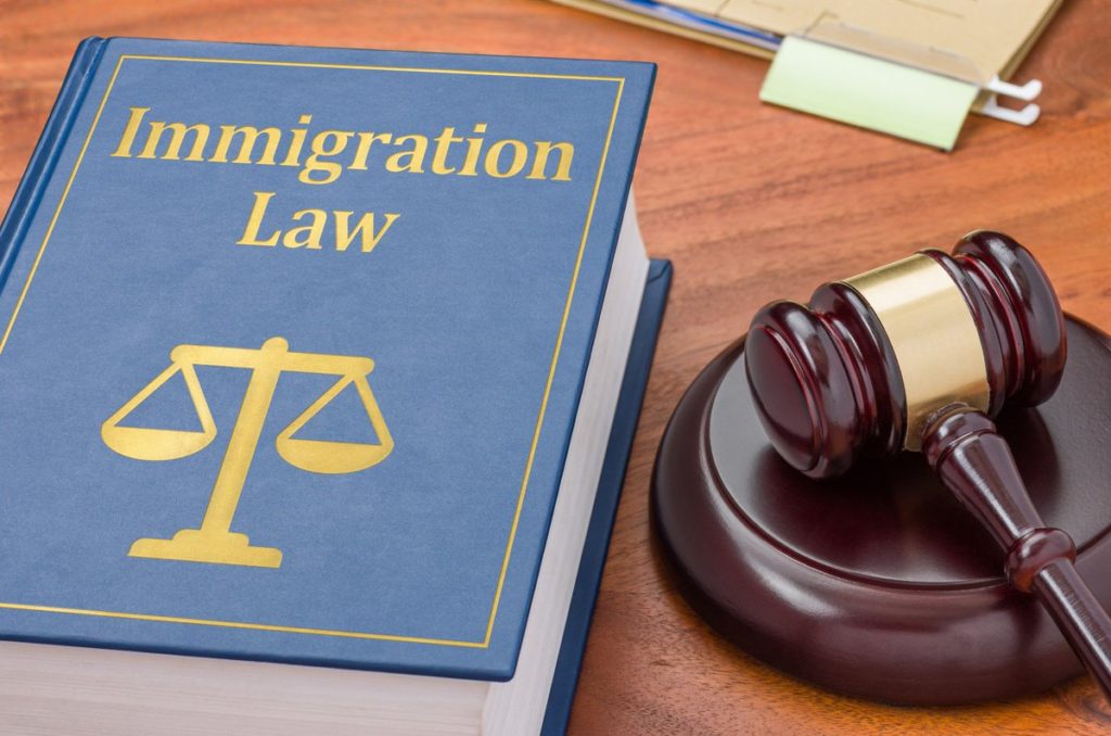 Find best immigration lawyer for your legal problem