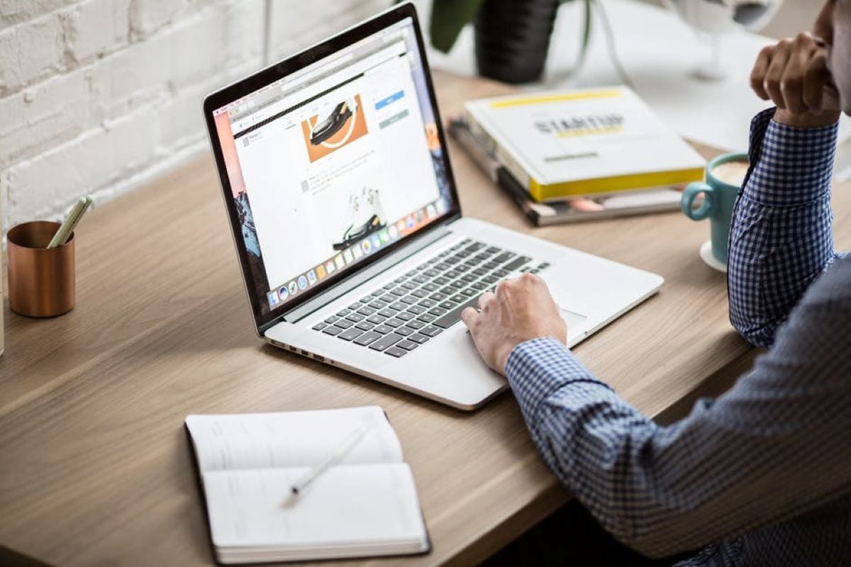 laptop business website