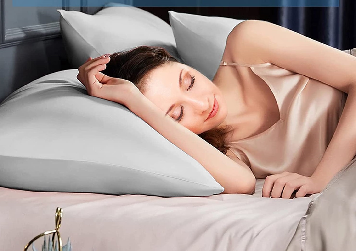 The Avolare Cooling pillowcase