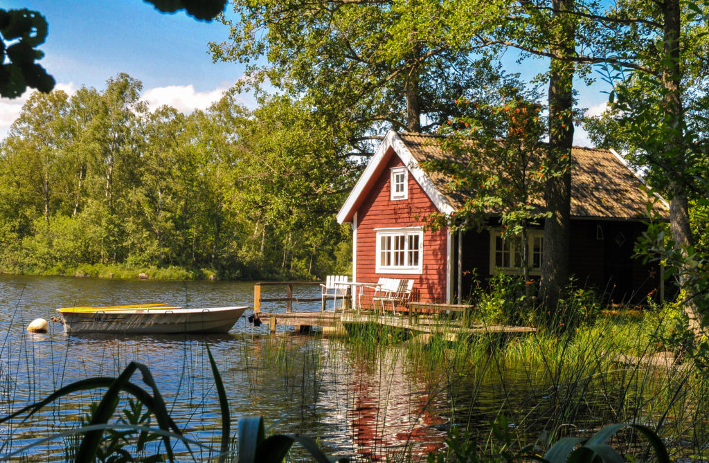cabin in the countryside