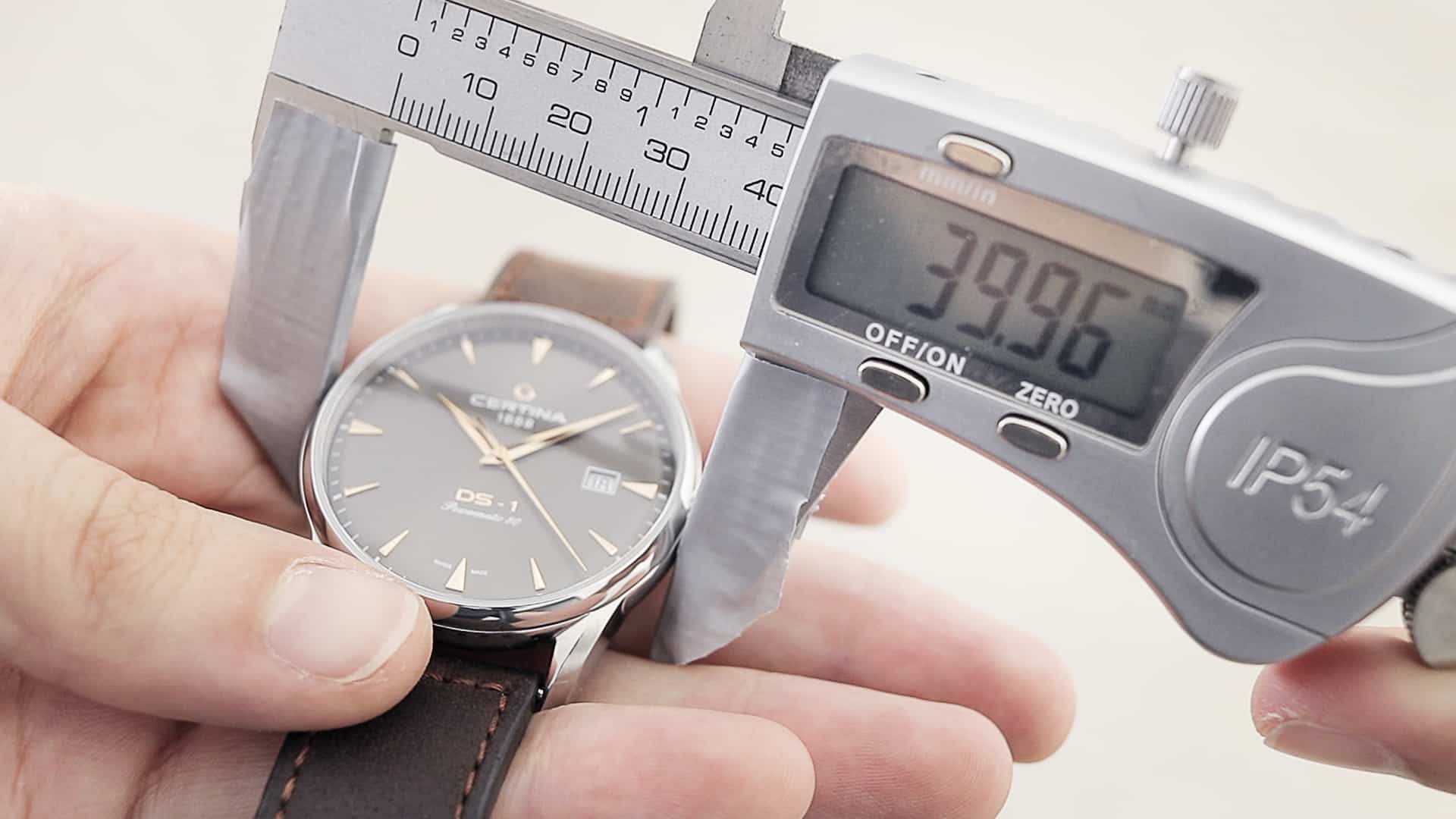 watch size