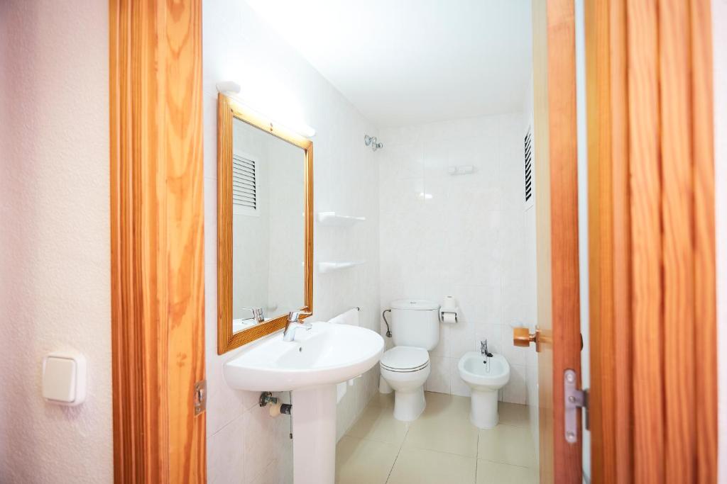 invisa hotel bathroom